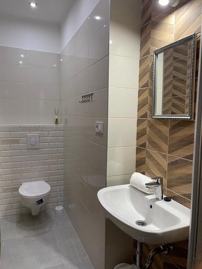 Kovacs Apartmanhaz Кишкунхалаш Экстерьер фото