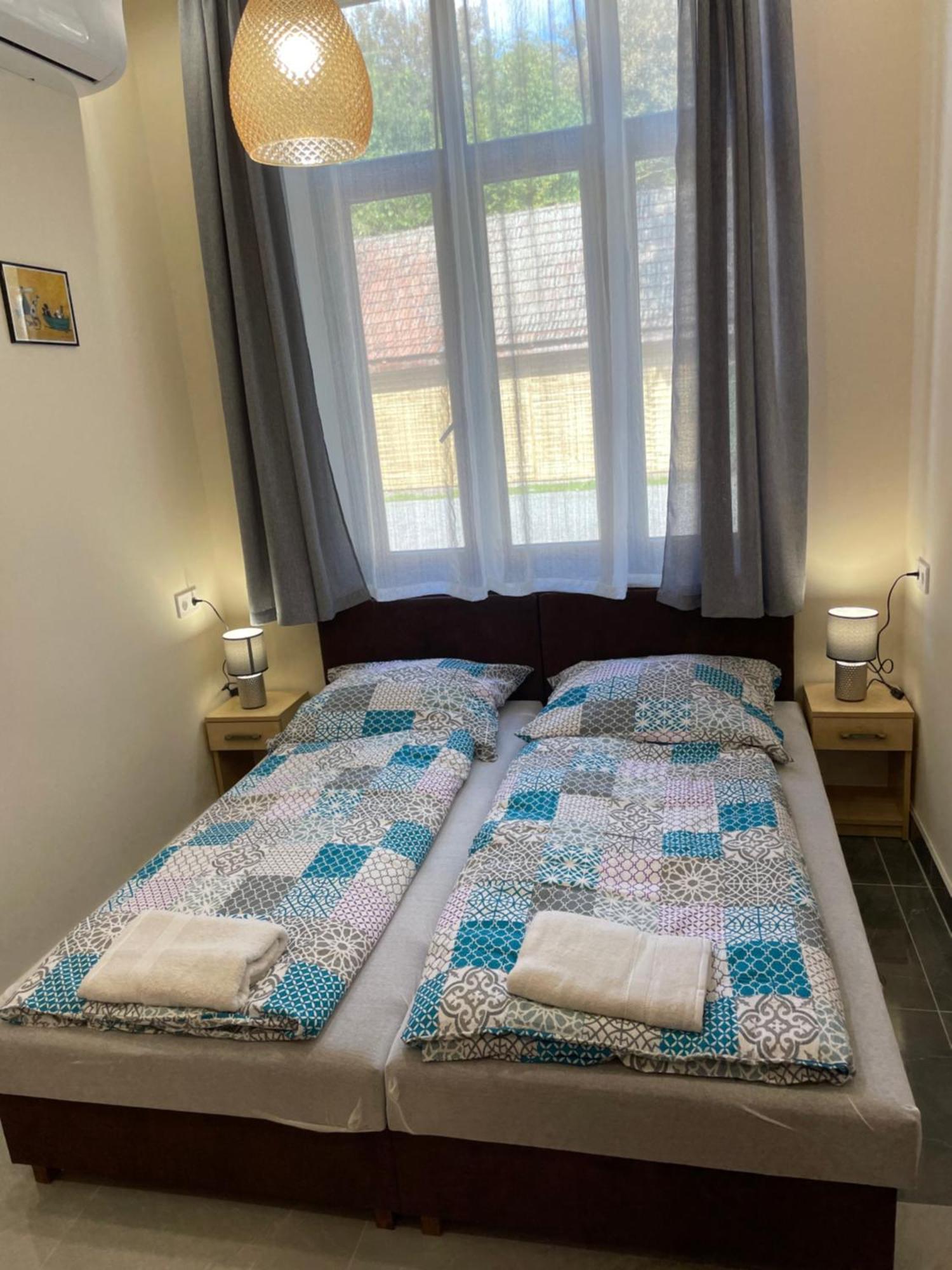 Kovacs Apartmanhaz Кишкунхалаш Номер фото