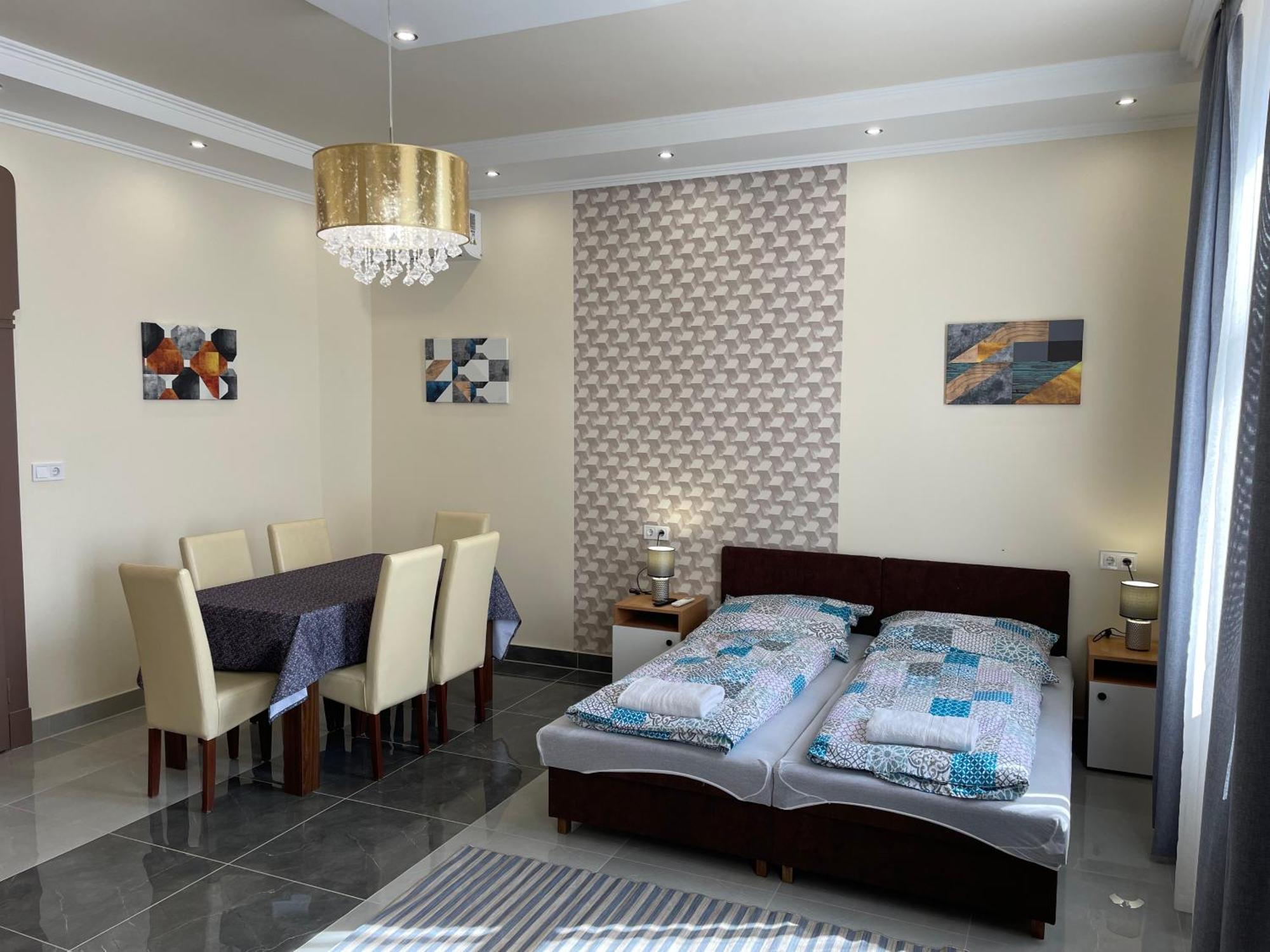 Kovacs Apartmanhaz Кишкунхалаш Номер фото