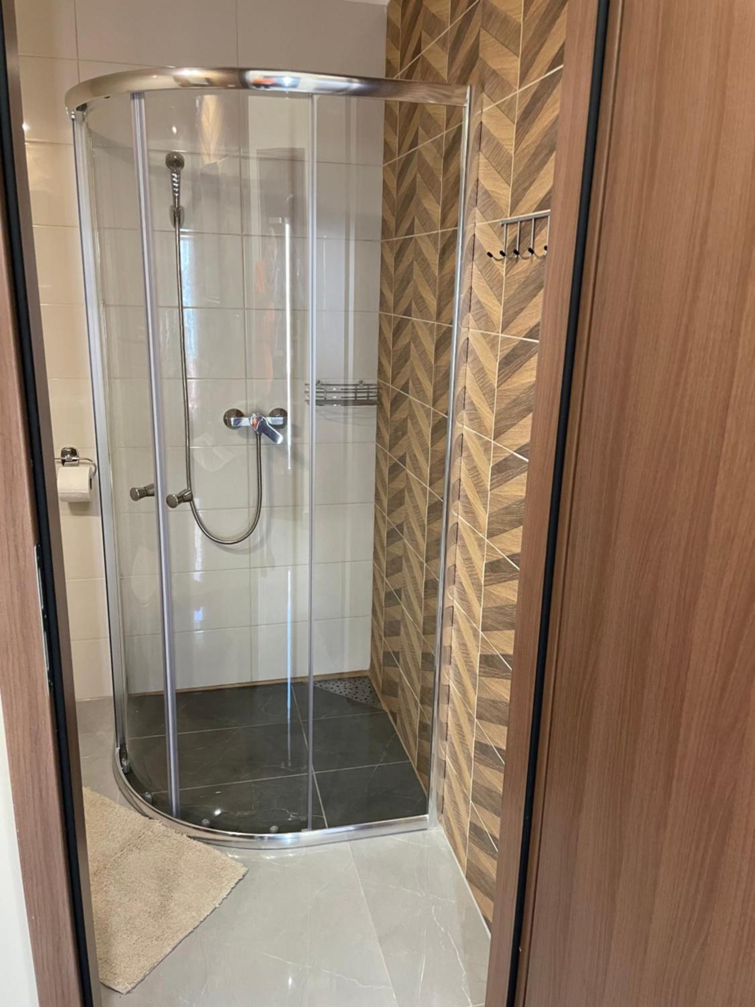 Kovacs Apartmanhaz Кишкунхалаш Номер фото