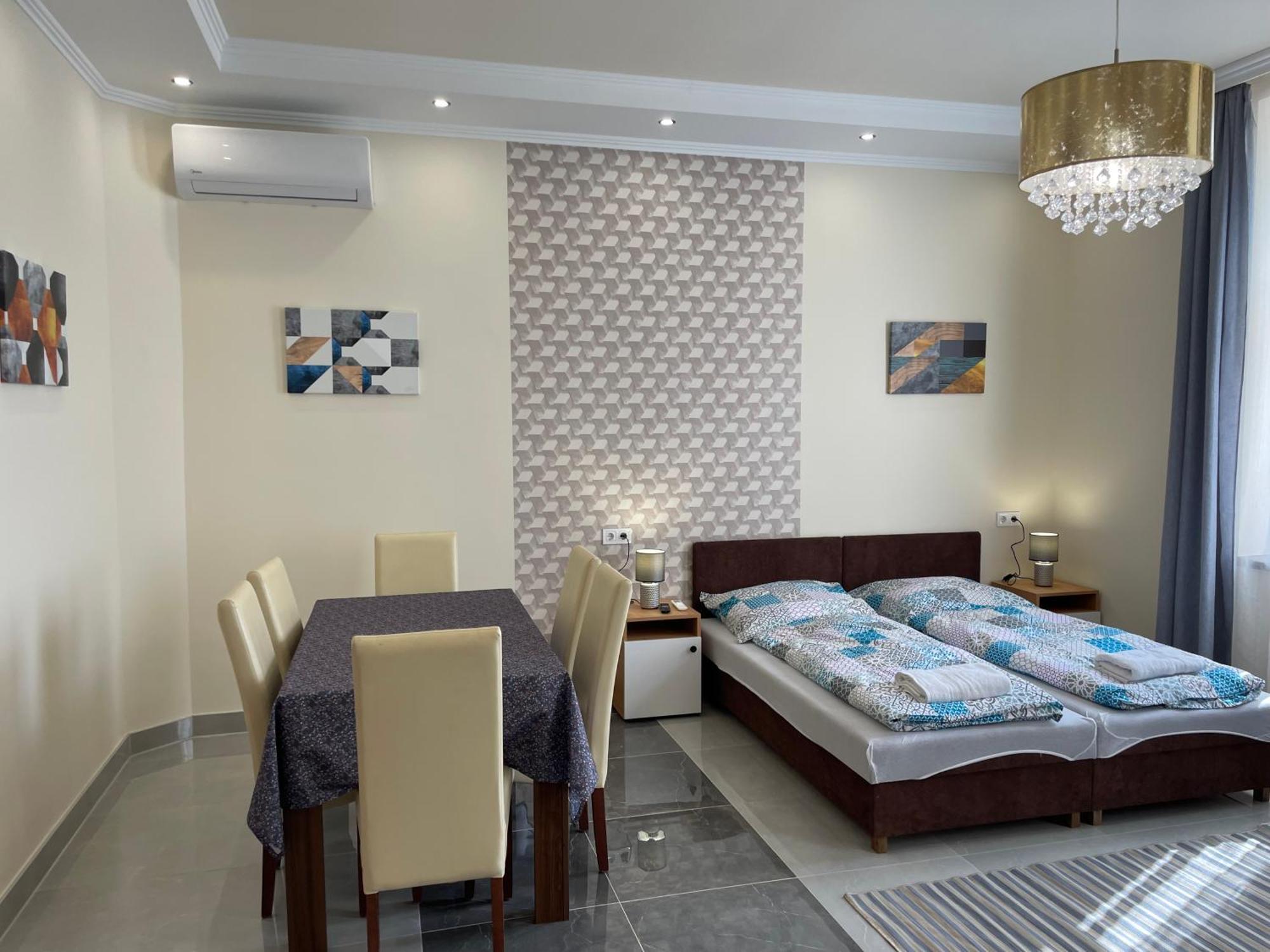 Kovacs Apartmanhaz Кишкунхалаш Номер фото